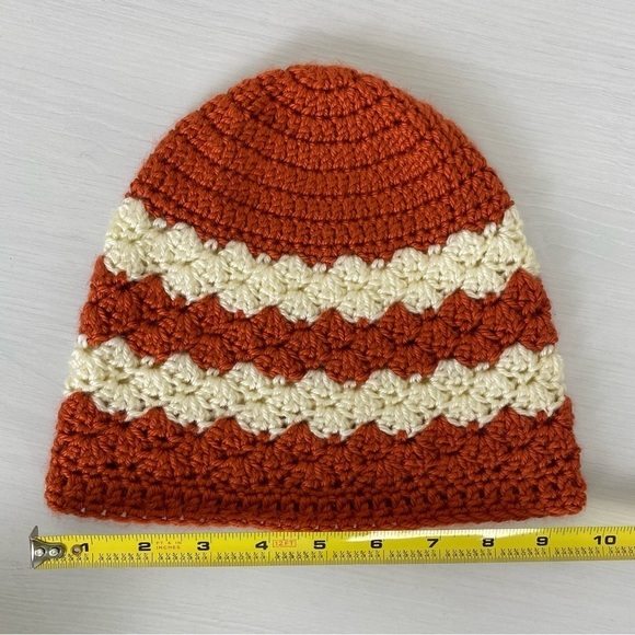 Handmade Women's Boho Slouchy Crocheted‎ Beanie Hat OS Rust Ivory Floral Bands - Picture 10 of 11